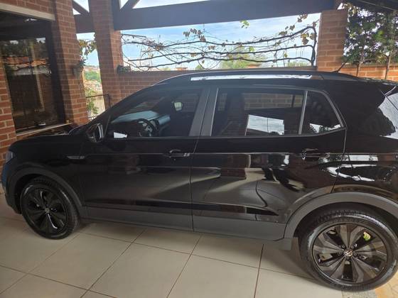 VOLKSWAGEN T-CROSS 1.0 200 TSI TOTAL FLEX COMFORTLINE AUTOMÁTICO